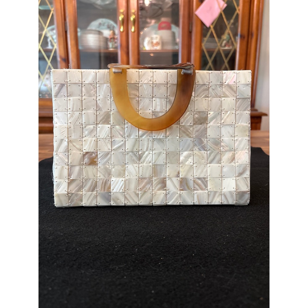 Unbranded Mother of Pearl Handbag Women Small Cream Good Iridescent Shell Bag